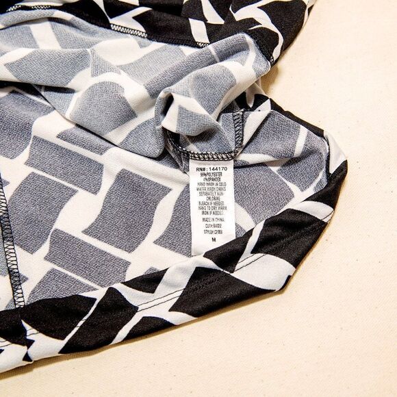 Daily Special Crop Top  - Picture 6 of 8